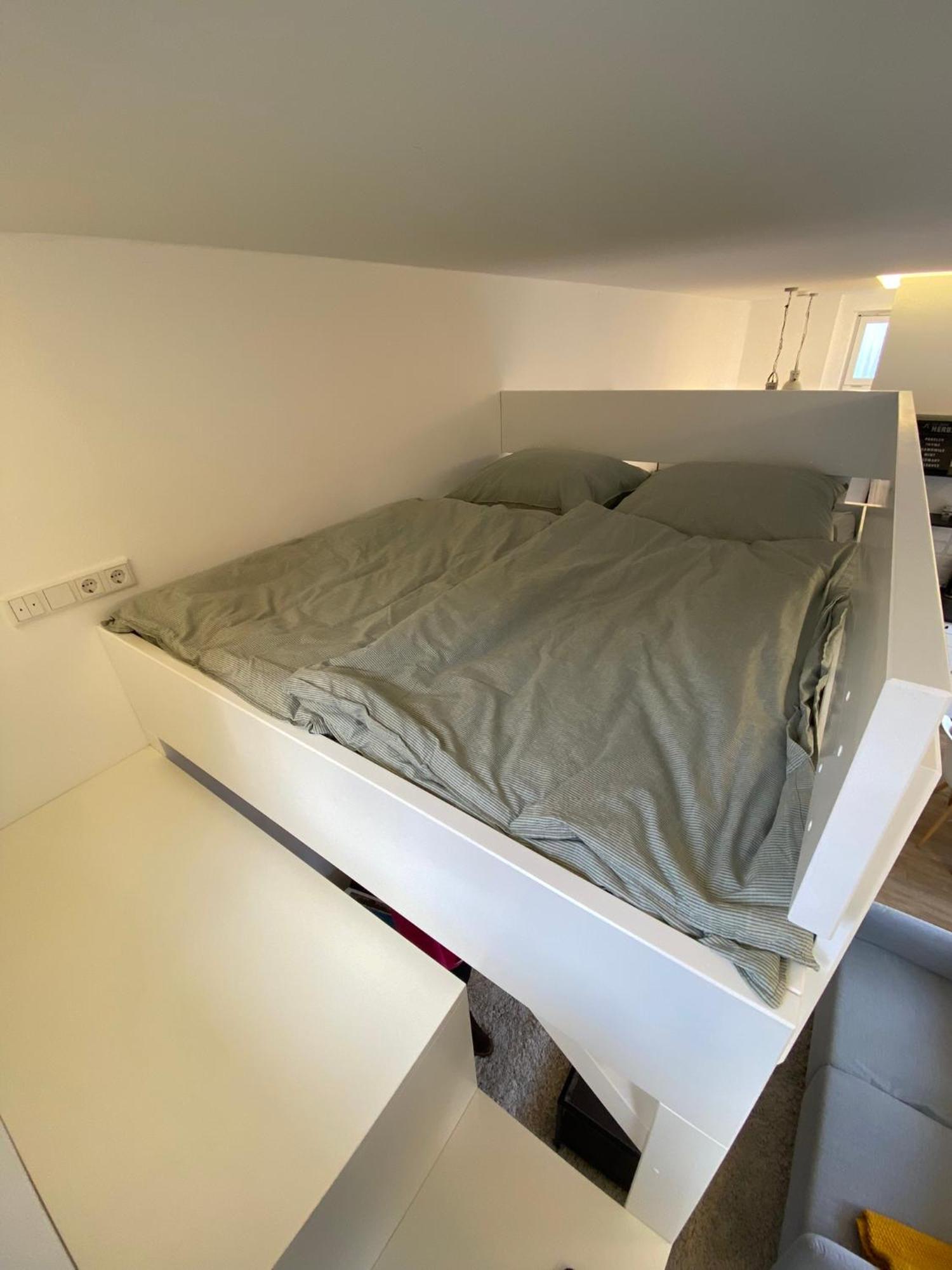 Schoene, Moderne Wohnung Mit Grosszuegiger Terasse Essen Bagian luar foto