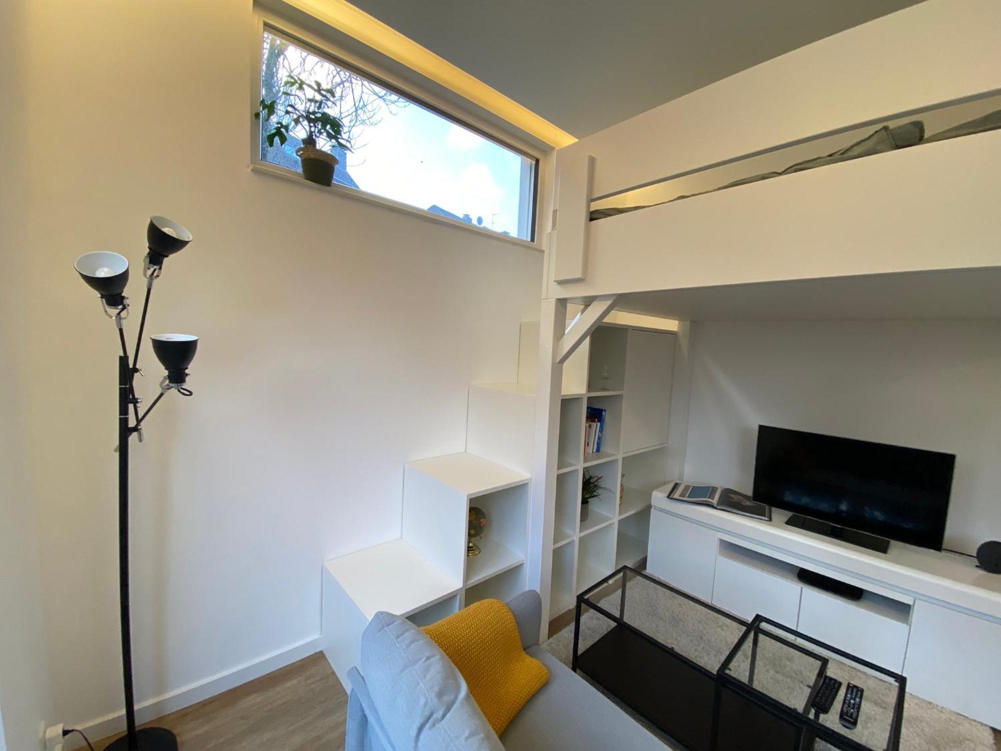 Schoene, Moderne Wohnung Mit Grosszuegiger Terasse Essen Bagian luar foto