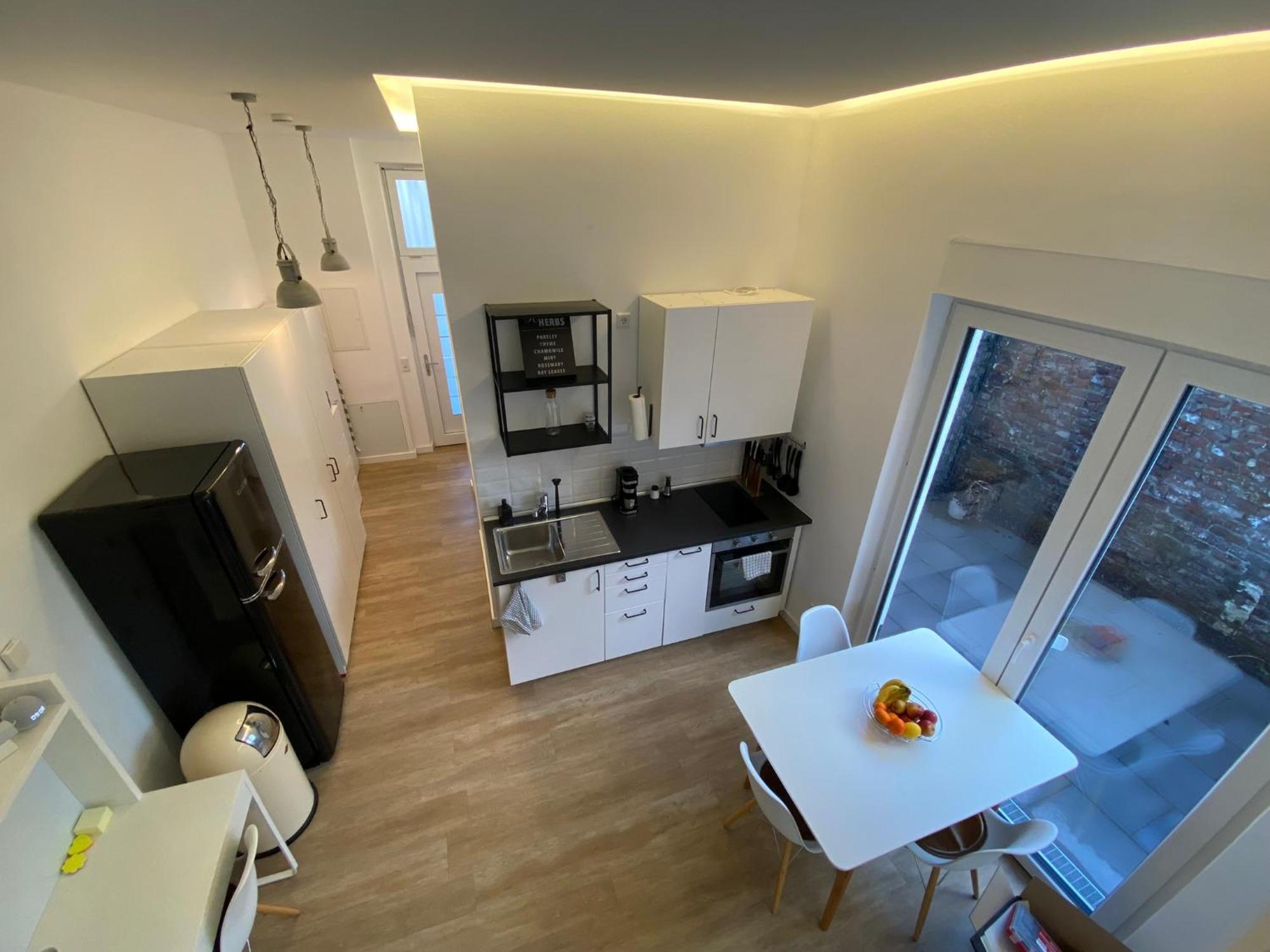 Schoene, Moderne Wohnung Mit Grosszuegiger Terasse Essen Bagian luar foto